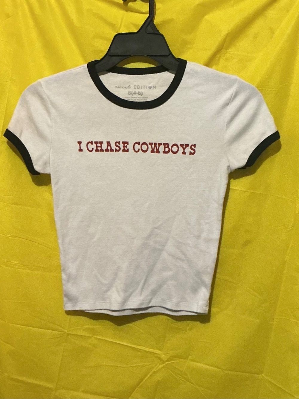 “I Chase Cowboys” Y2K Style Crop T-shirt